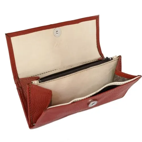 Women Leather Clutches Manufacturers in Gloucester