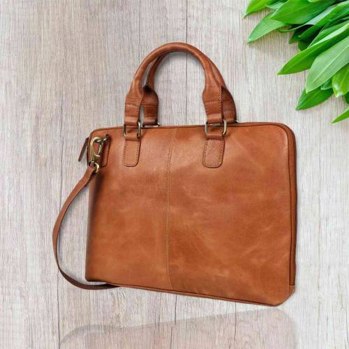 Women Leather Shoulder Bags Manufacturers in Stuttgart